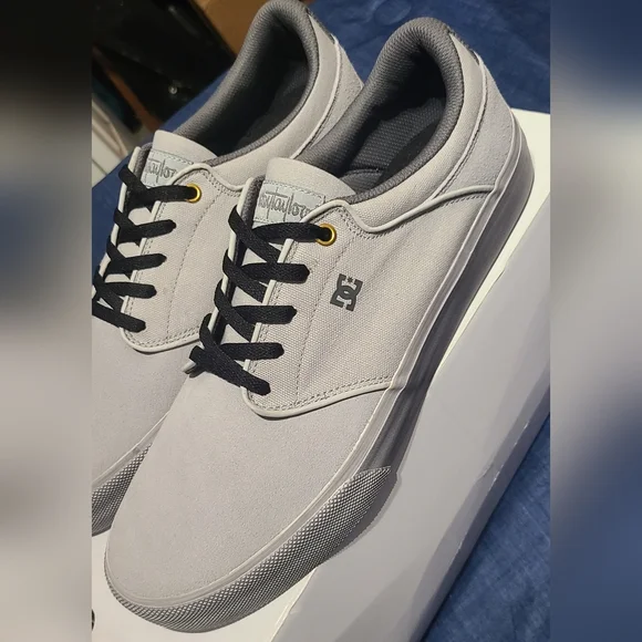 Vans Skate Curren Caples Low, New In Original Box! Mens 11.5/Womens 13 - Picture 3 of 13